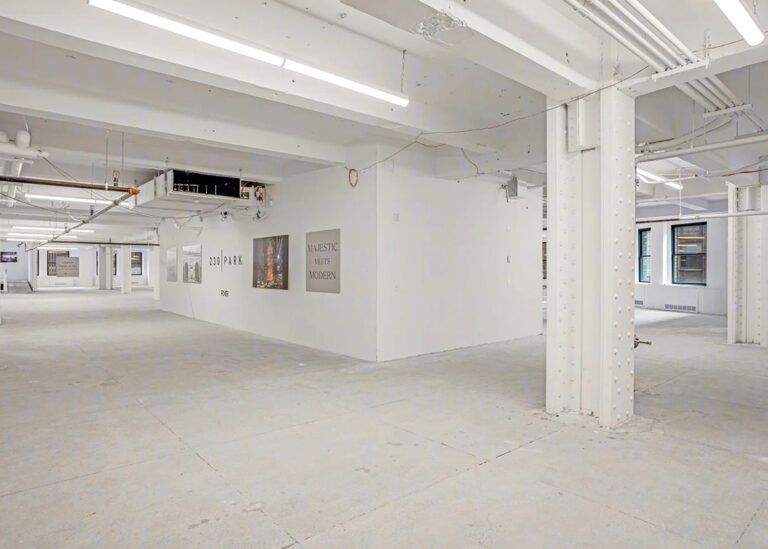 230 Park Ave 3